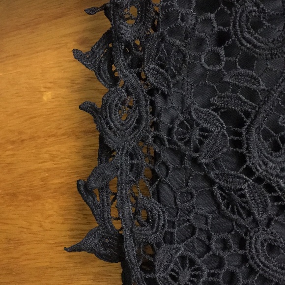 Philosophy Blouse • XL 🌸💕 - Picture 3 of 8